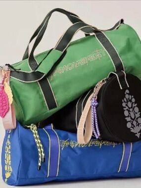 NWT Heritage Green Sport Duffle Bag in Original Packaging